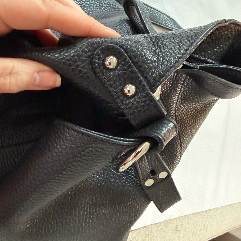 Borse in Pelle Soft Pebble Leather Black Crossbody Bag - Picture 10 of 14